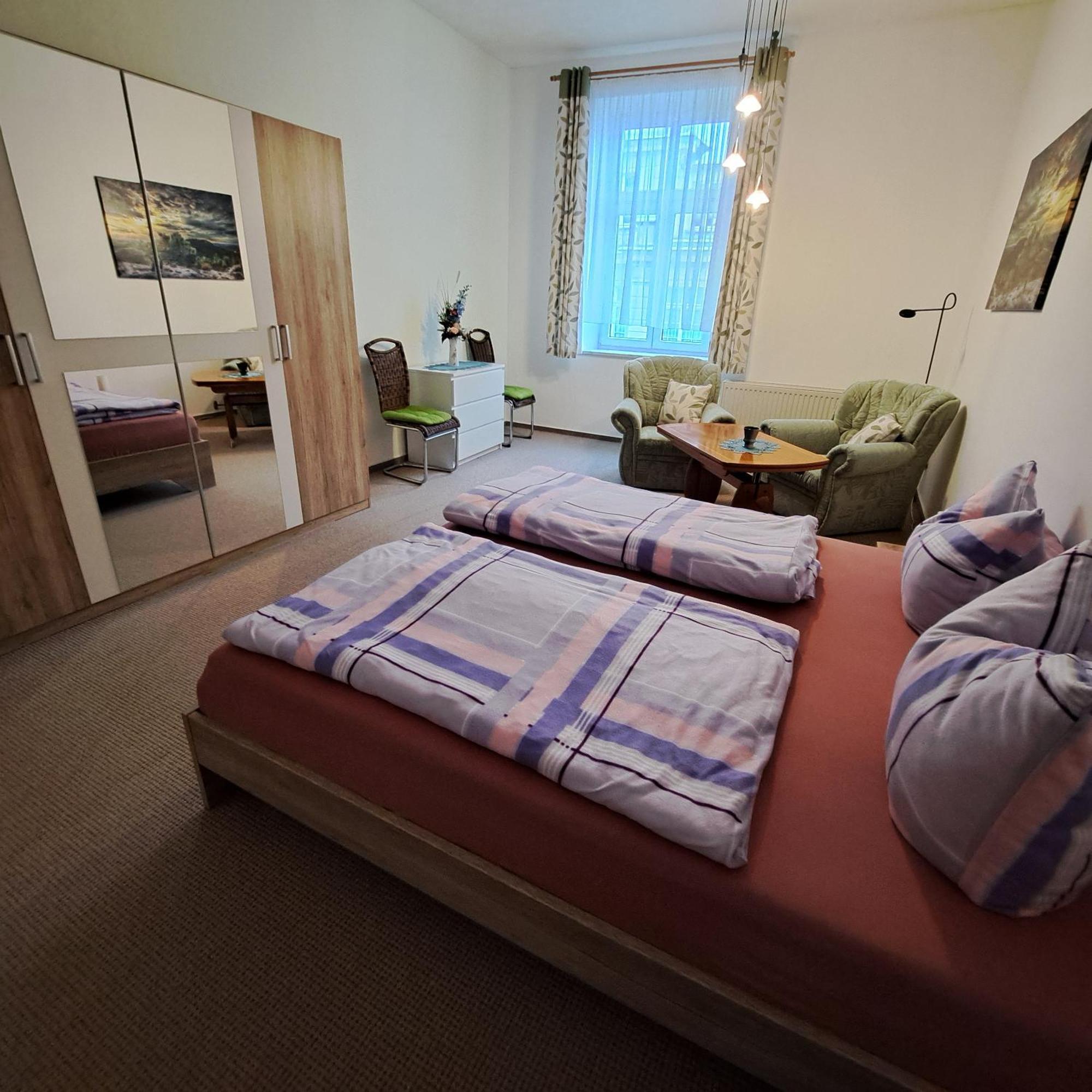 Ferienwohnung Hahn Зебниц Экстерьер фото